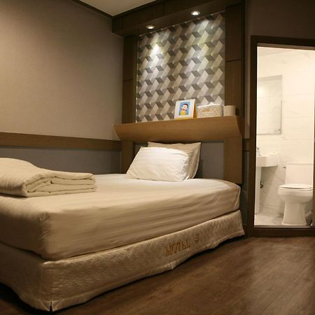 Hotel Q تشنتشون المظهر الخارجي الصورة